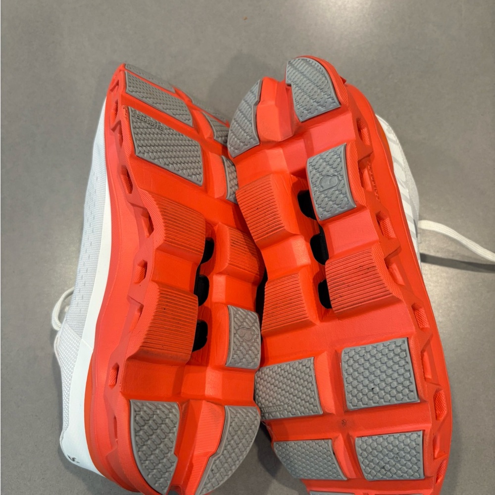 On Running Cloudmonster Kids Sneakers - White and Red - Picture 3 of 5